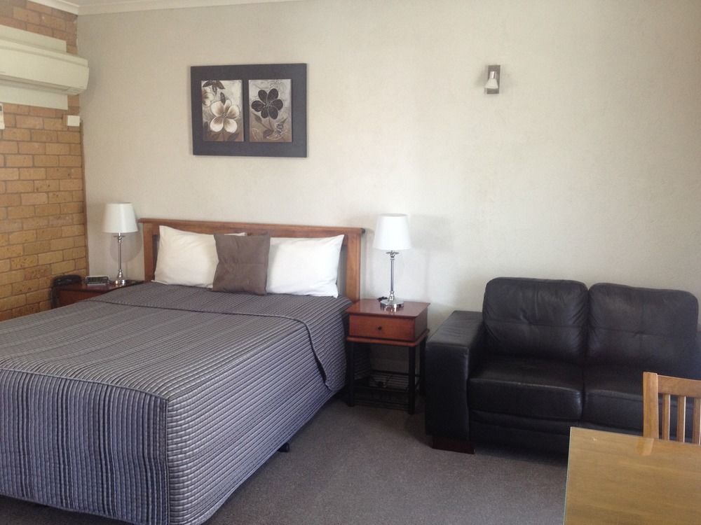 Centrepoint 3*