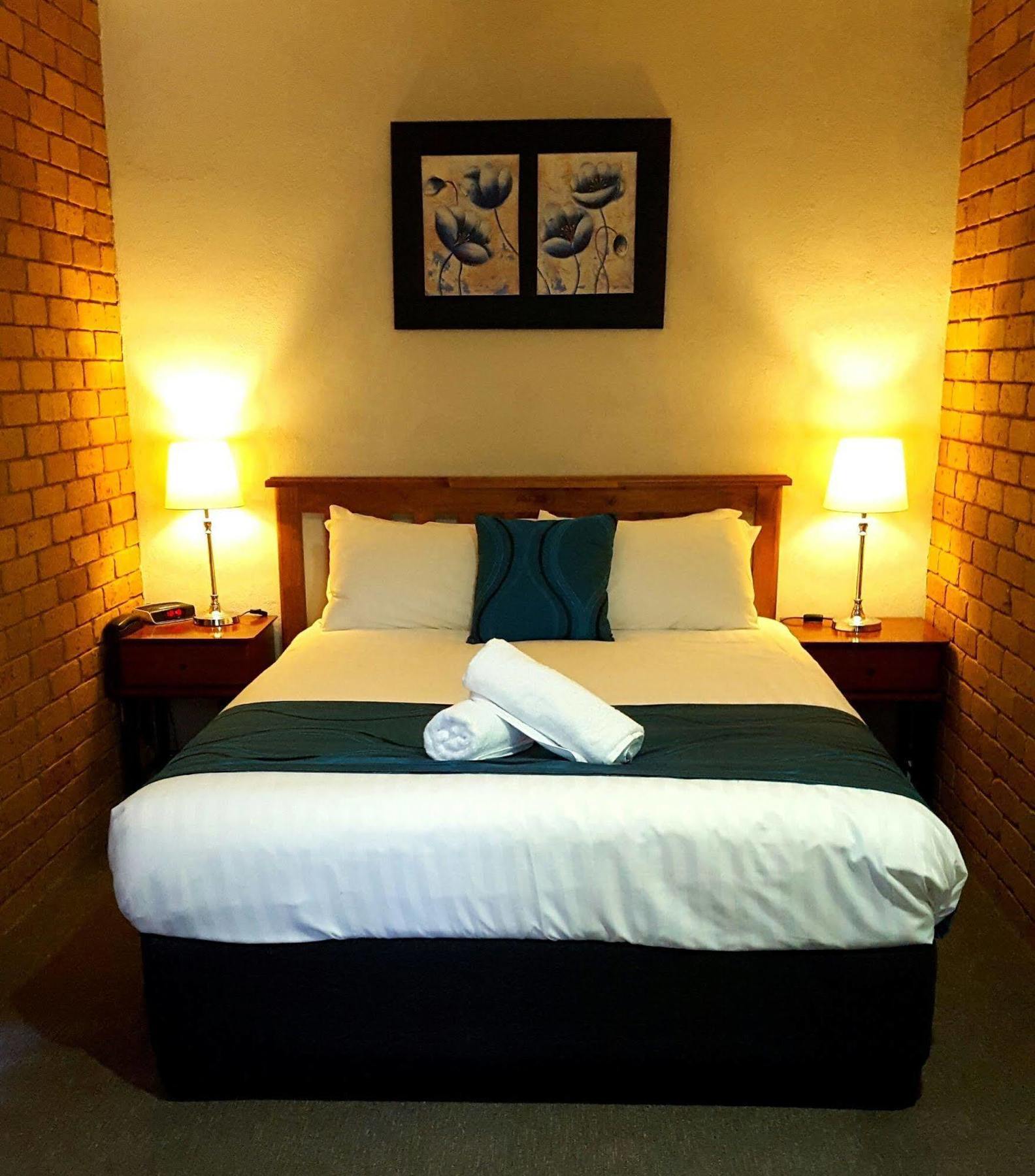 Centrepoint Motel
